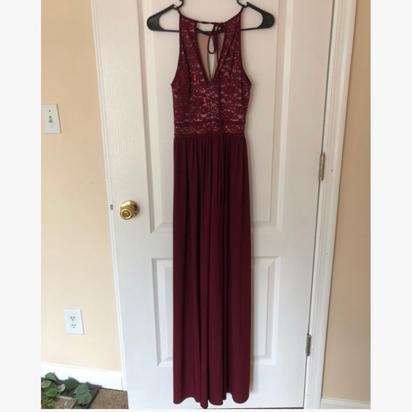 Red Sequin Keyhole Bridesmaid Dress size 4 - Picture 2 of 3